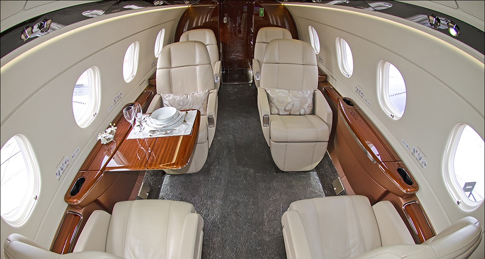 cabina Embraer Legacy 450