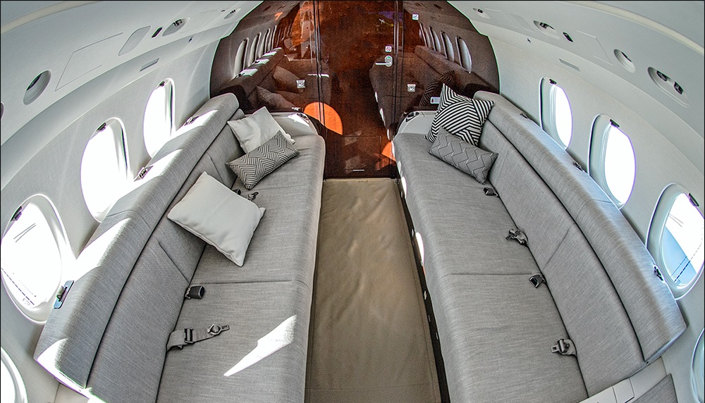 volo privato sul Dassault Falcon 8X