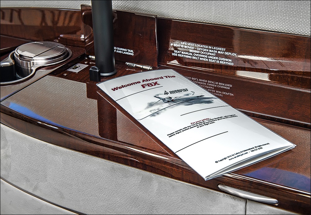 foto dell'aeromobile Dassault Falcon 8X