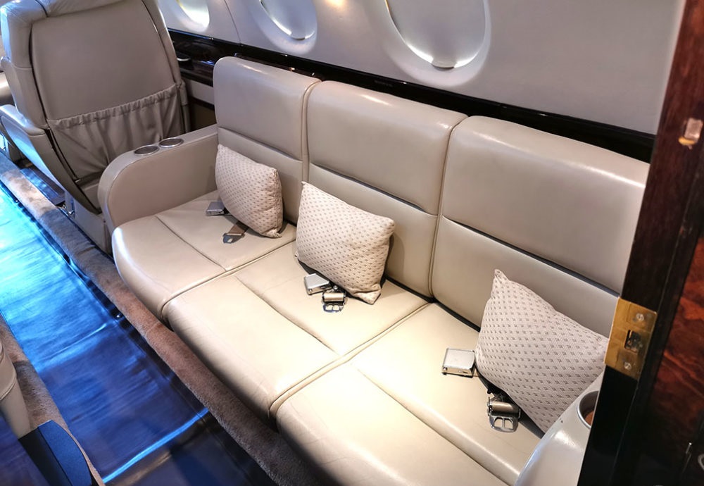 jet Beechcraft Hawker 800 XP