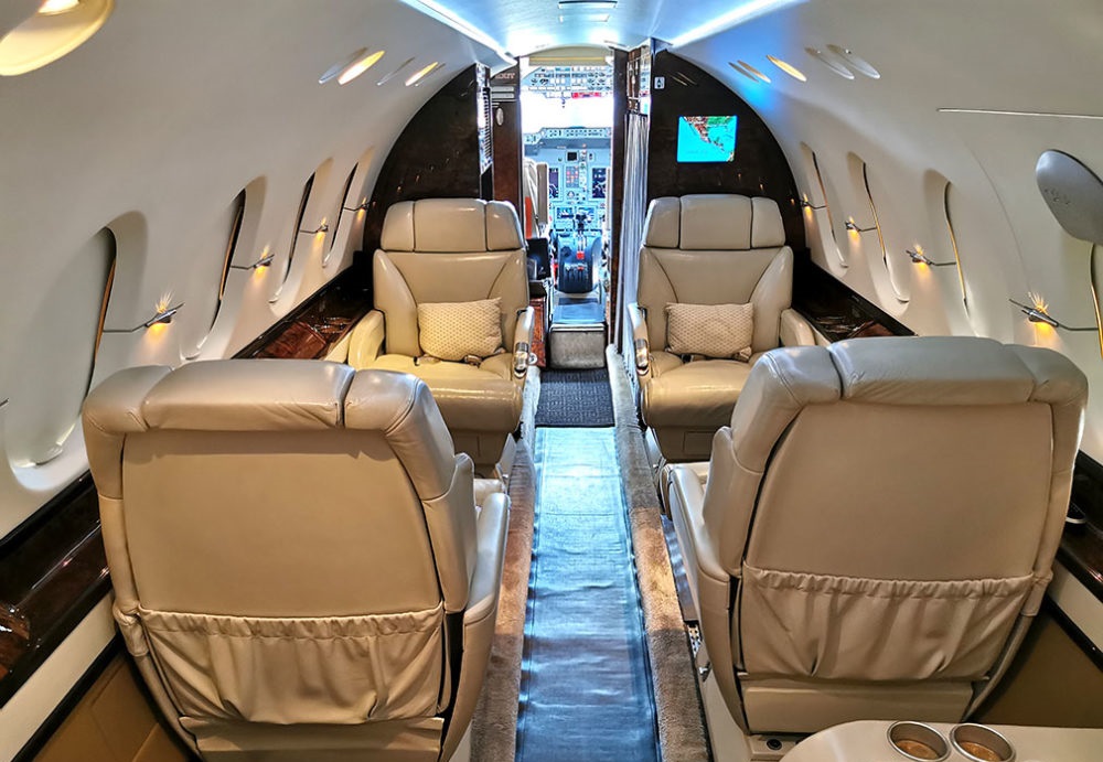 foto dell'aereo Beechcraft Hawker 800 XP