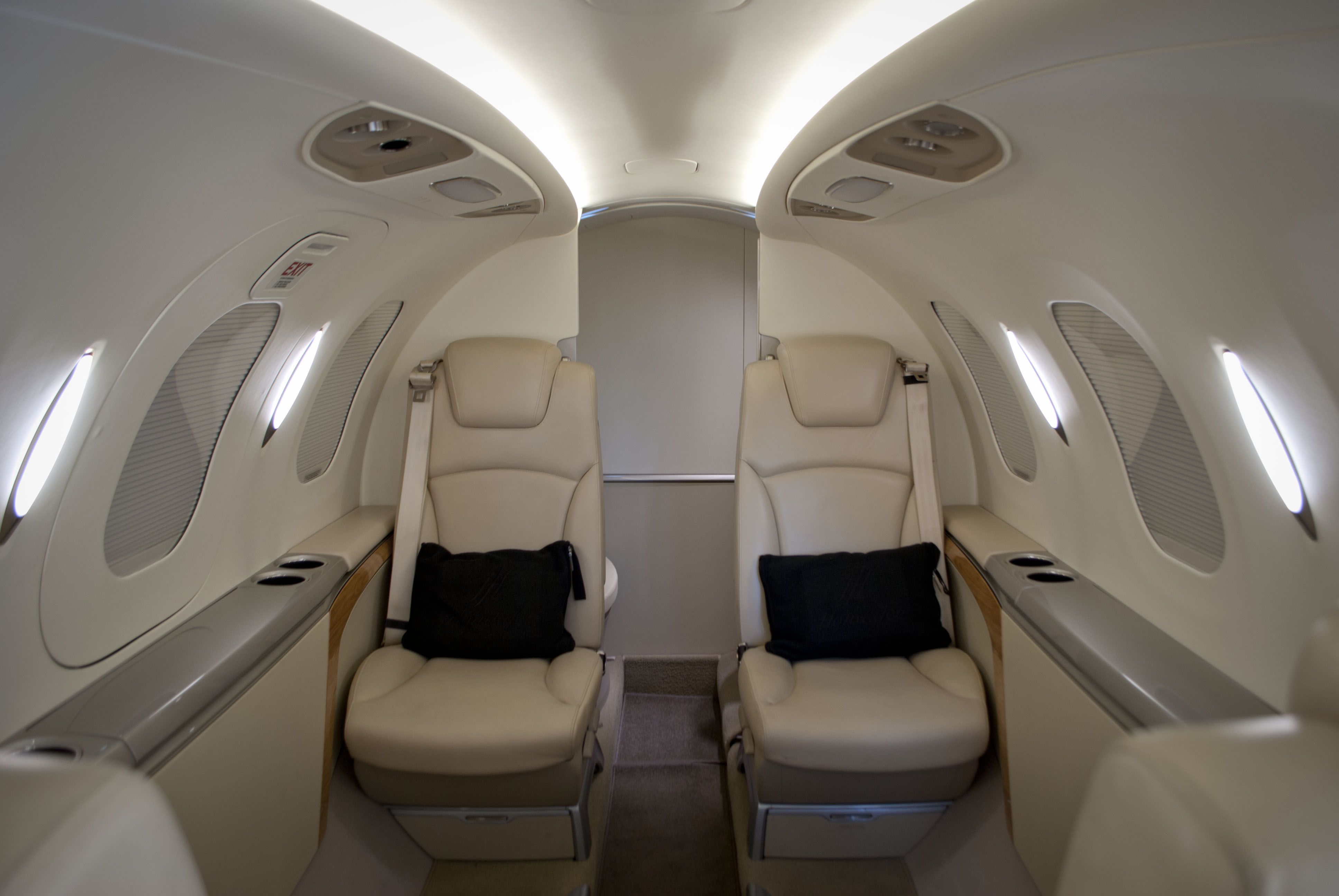 cabina HondaJet HA-420
