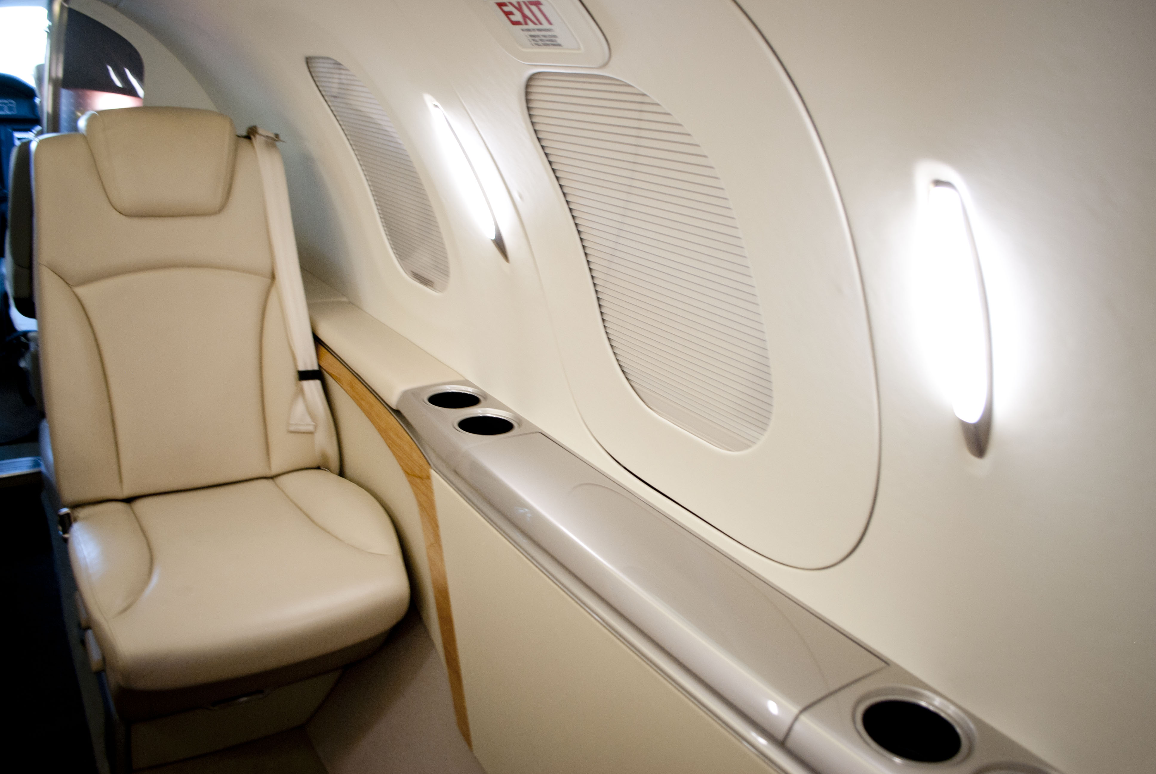 foto dell'aereo HondaJet HA-420